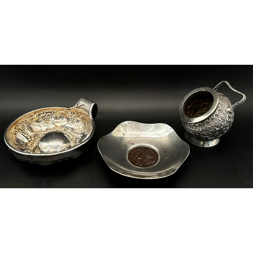 210 - A mixed selection of silver consisting of a pair of spiral spill vases, and inkwell, a dish with a G... 