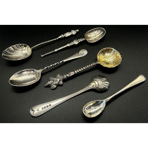 178A - A cased silver feeder and silver pusher and six various small spoons, 3.6oz approx.