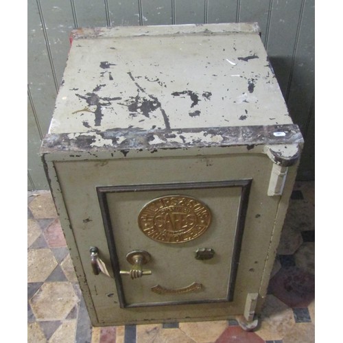 1067 - A large Phillips & Sons, Bristol fire resisting safe enclosed by a single door with brass fittings a... 