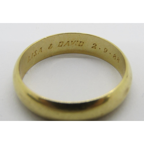 234 - 18ct wedding ring, inscribed to interior, size Q, 4.5g