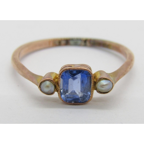 266 - Antique 9ct sapphire and seed pearl three stone ring, maker 'J.Bs', Birmingham 1924, size M/N, 1.2g