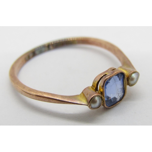 266 - Antique 9ct sapphire and seed pearl three stone ring, maker 'J.Bs', Birmingham 1924, size M/N, 1.2g