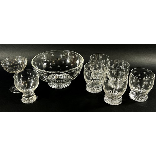 140 - A mixed selection of 19th and 20th century glassware including decanters, jugs, sets of matching gla... 