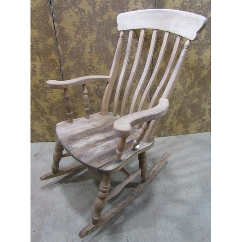 1185 - A Windsor lathe back rocking chair