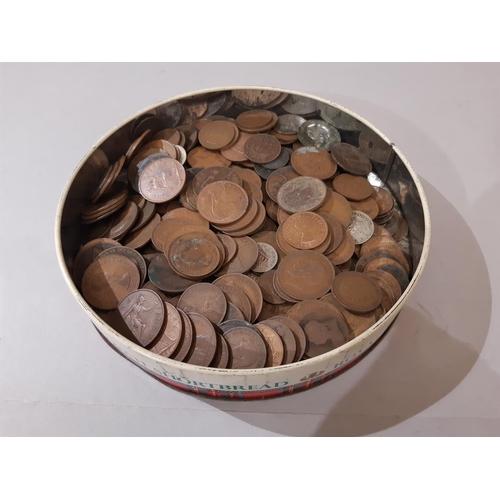 870 - A collection of Victorian and later bronze pennies, half pennies and farthings, etc