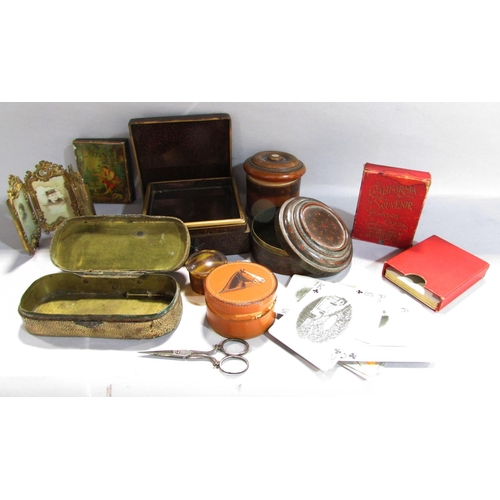 534 - A collection of small miscellaneous boxes, two cloisonné bowls, a photo frame, spectacle case, leath... 