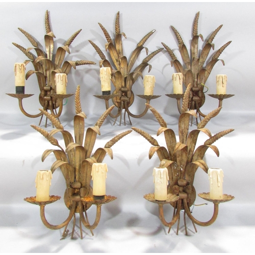 536 - Five distressed wheat sheaf wall lights each with two lights