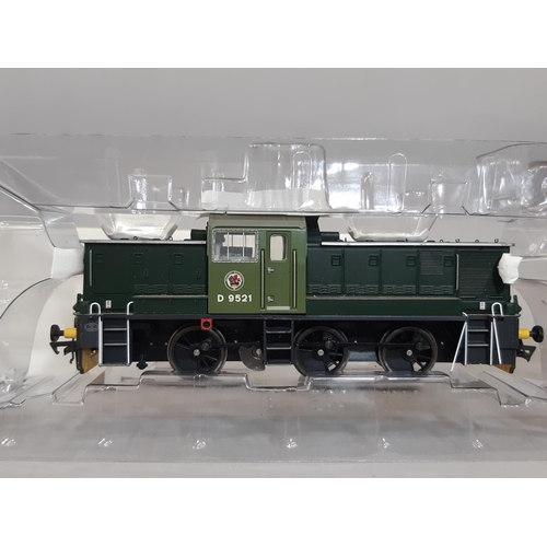 1721 - 00 gauge Class 14 locomotive D9521 by Heljan in BR green, boxed with all inner packaging