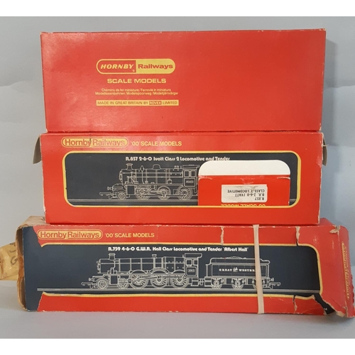 1731 - Three boxed 00 gauge locomotives by Hornby comprising R350 Triang/ Hornby Class L1 4-4-0 1757 in SR ... 