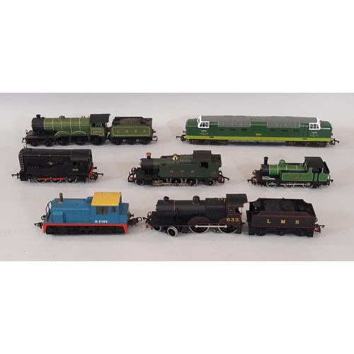 1749 - Seven unboxed 00 gauge locomotives including a Triang 4-6-0 LNER 8509 with tender, a Mainline 4-4-0 ... 