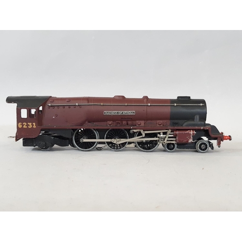 1752 - Hornby 00 gauge LMS train set EDL2 'Duchess of Atholl' (no box lid) together with a glazed display c... 