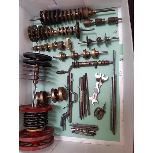 1757 - A collection of 1940s - 50s Meccano, sorted and labelled including a clockwork motor, hub disks, gir... 