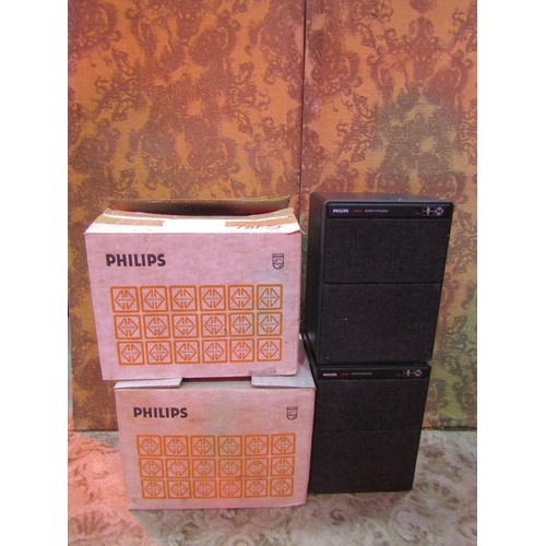 1166 - A collection of vintage electronic ware including a Philips stereo tuner number 186, a Philips casse... 