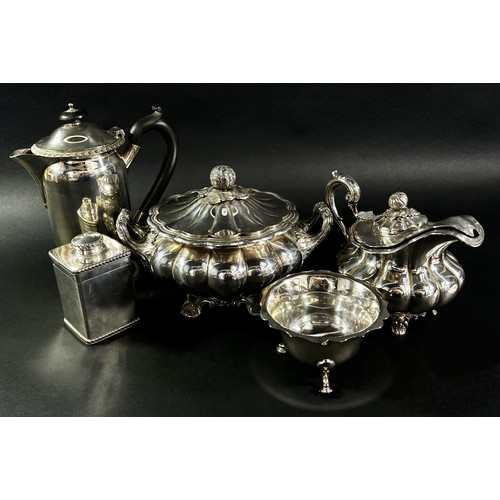 267 - A selection of good quality silver plated table ware, including a coffee pot, a teapot, a tureen, a ... 