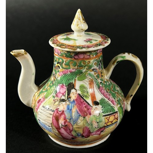 418 - Four miniature Cantonese tea and coffee pots with traditional painted finish, 7.5cm max