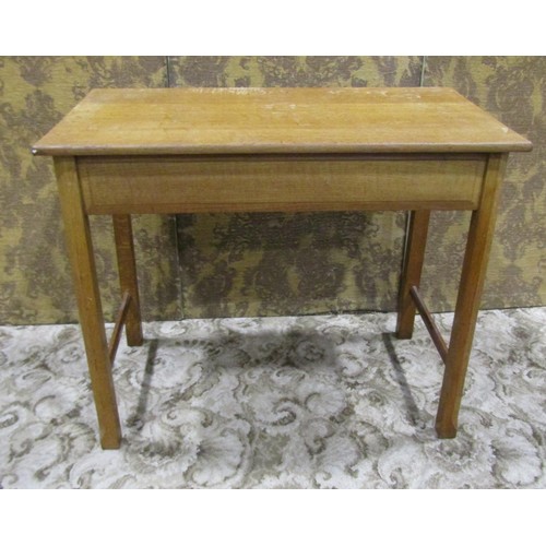 1086 - An Arts & Crafts oak side table with shallow frieze drawer raised on square cut and moulded supports... 