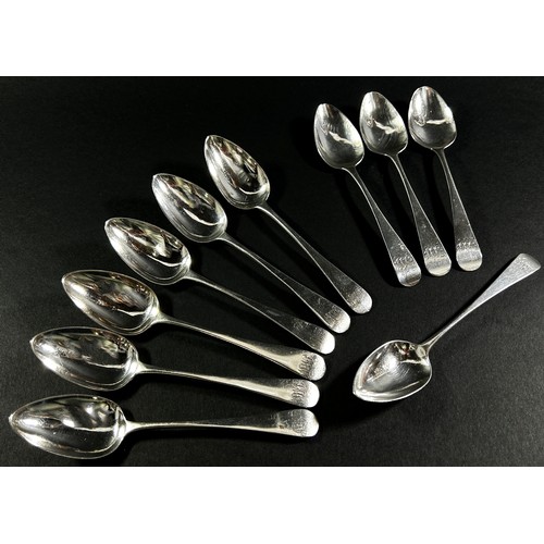 252 - Seven Georgian silver teaspoons, London 1817, maker William Bateman, three similar teaspoons, 5.2 oz... 