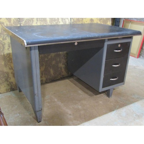 1094 - A vintage industrial steel single pedestal office desk in 122 cm in length