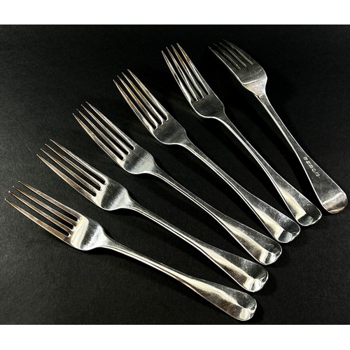 251 - Six Georgian silver dinner forks, Exeter 1820, maker George Ferris, 11.5 ozs approximately