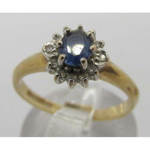 276 - 9ct sapphire and diamond cluster ring, size K/L and a pair of 9ct tri-colour earrings, 3.6g total (3... 