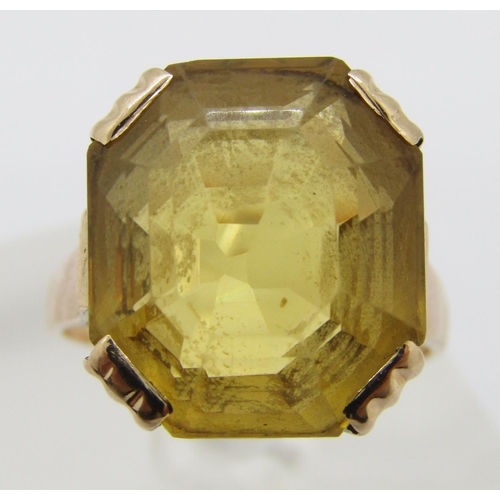 310 - Vintage yellow metal octagonal-cut citrine dress ring, size P, 6.7g