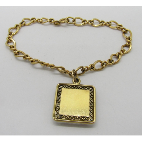 345 - Group of vintage jewellery comprising an Accurist lady's 9ct watch upon gold-plated bracelet, a pair... 