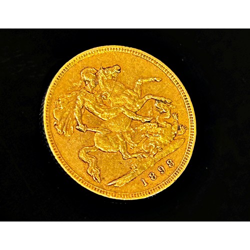 392 - Half sovereign dated 1898