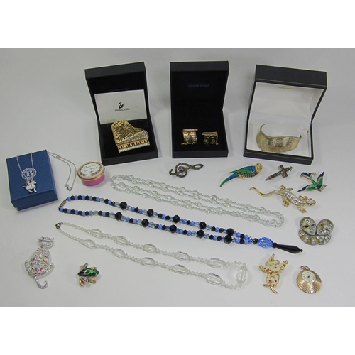 369 - Mixed collection of costume jewellery to include a large Swarovski piano brooch and a pair of Swarov... 