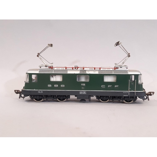 815 - Continental HO gauge locomotive, coaching stock and wagons by Fleischmann and Marklin comprising the... 