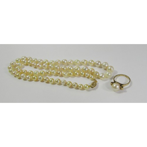 371 - Mixed collection of vintage jewellery comprising a 9ct pearl dress ring, 2.9g and a further pearl ne... 