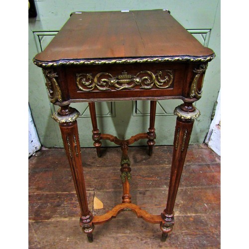 1368 - A decorative mahogany centre table raised on four turned and fluted supports with central stretcher,... 