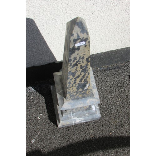 559A - An antique Grand Tour type cut and polished marble obelisk on plinth base, 70cm high, the base measu... 