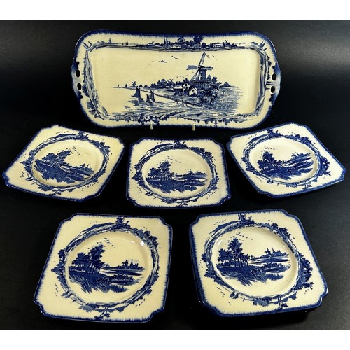 49 - A willow pattern chaffing dish Norfolk pattern sandwich set with six plates and serving dish, furthe... 