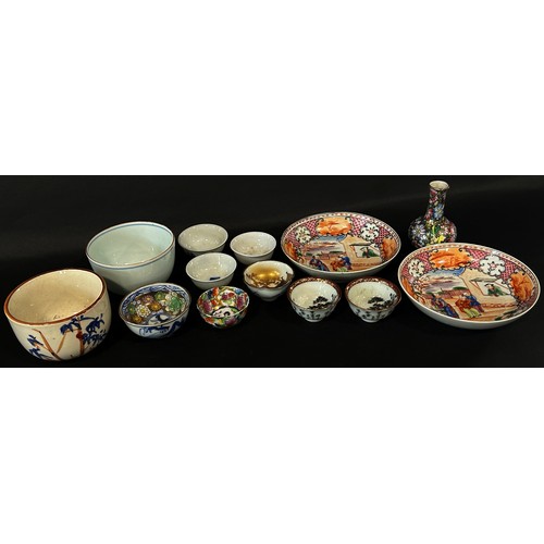 16 - Mixed collection of oriental ceramics to include Two Imari bowls, Chinese style Studio pieces, etc