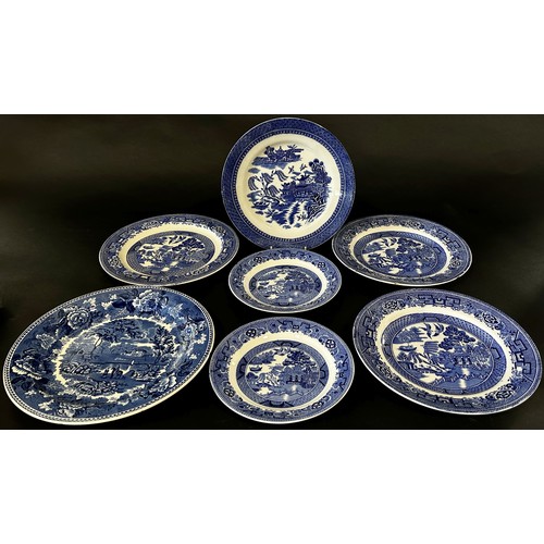 60 - A collection of 19th century and later blue and white ware including willow pattern example, Copelan... 