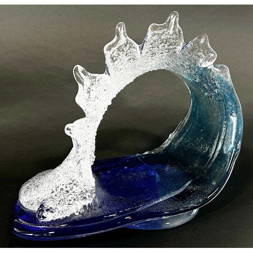 94 - A Teign Valley Glass Crest Wave handmade sculpture 30cm x 25cm.