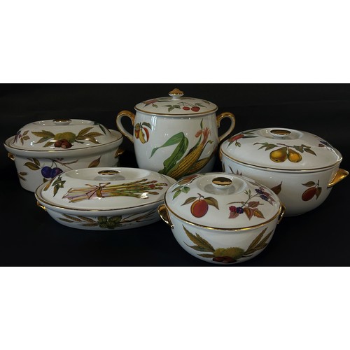 30 - A large quantity of Royal Worcester Evesham pattern tableware and dinner and teaware approx 80 piece... 