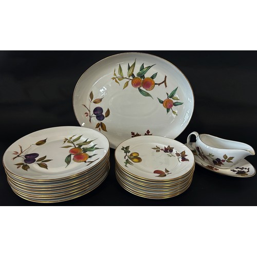 30 - A large quantity of Royal Worcester Evesham pattern tableware and dinner and teaware approx 80 piece... 