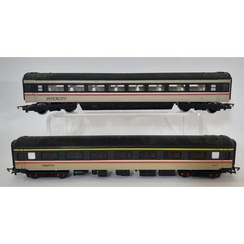 877 - 3 pairs of Hornby Power Cars in Intercity Swallow livery, nos 43046, 43198, 43080, 43102, 43119 and ... 