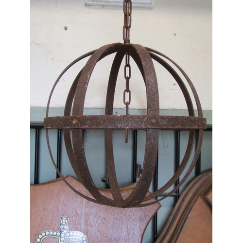 1014 - An iron hanging sphere - 14cm diameter