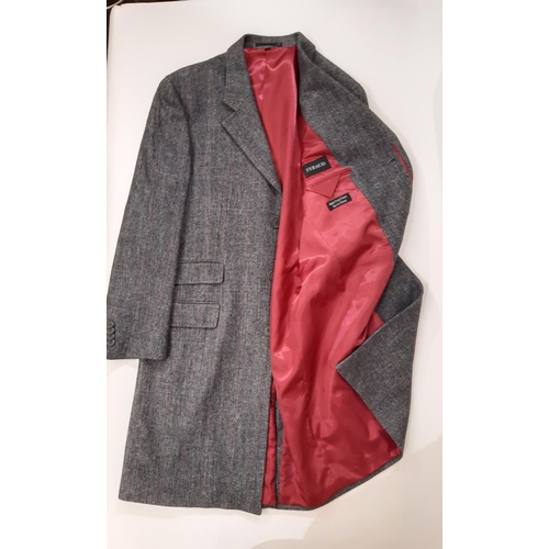 916 - 4 good quality men's coats like new with tags including coats by  Jaeger XL, Christiano Baldinucci X... 