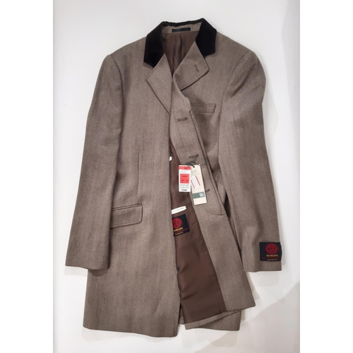 916 - 4 good quality men's coats like new with tags including coats by  Jaeger XL, Christiano Baldinucci X... 