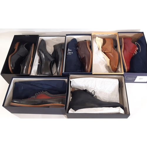 927 - 7 pairs of good quality men's shoes/boots/brogues all boxed and appear unworn including shoes by Jon... 