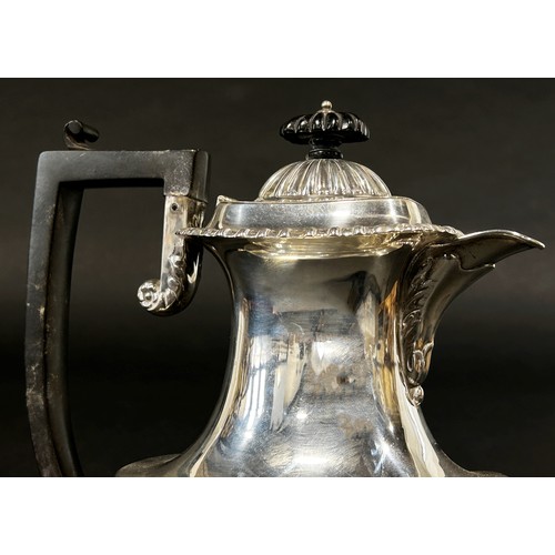 139 - A silver Georgian style tea pot, Birmingham 1903, maker T Wooley, 20oz approx