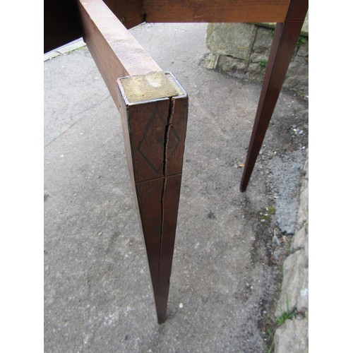 1421 - A Regency mahogany D end foldover top card table with string inlay detail on square tapered legs, 91... 