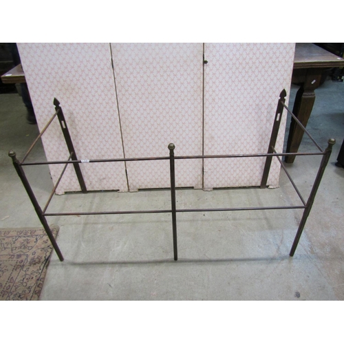 1151 - An iron and brass fender, 126cm wide x 57cm deep x 70cm high