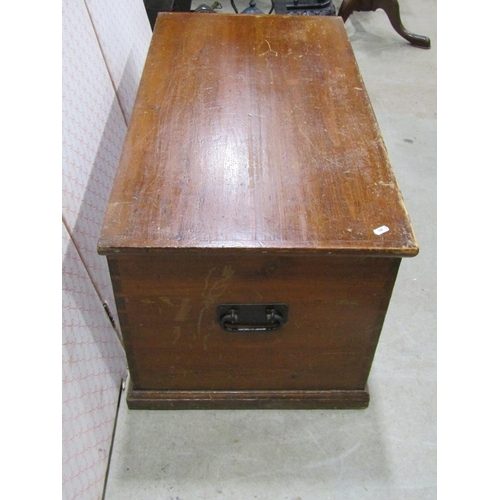 1185 - A 19th century pine blanket box with varnished finish