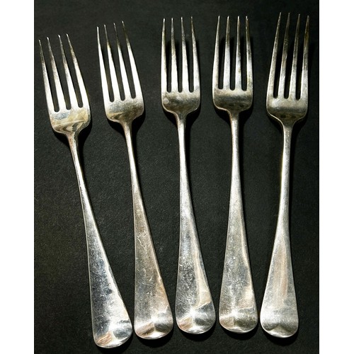 211 - A mixed selection of Georgian silver forks by various silver makers, six side forks and five main fo... 