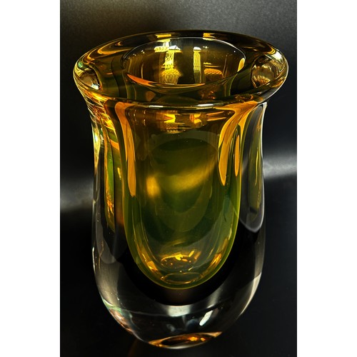 150 - A Guiliano Tossi ‘Sommerso’ Yellow Murano Glass Vase circa 1950’s, etched signature to base, 24.5 cm... 