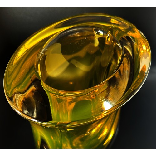 150 - A Guiliano Tossi ‘Sommerso’ Yellow Murano Glass Vase circa 1950’s, etched signature to base, 24.5 cm... 